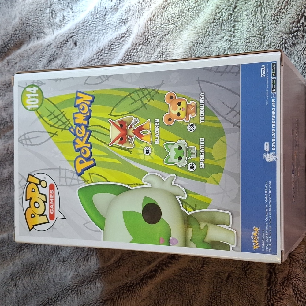 Jumbo Funko Pokémon Sprigatito Pop! - Picture 7 of 7